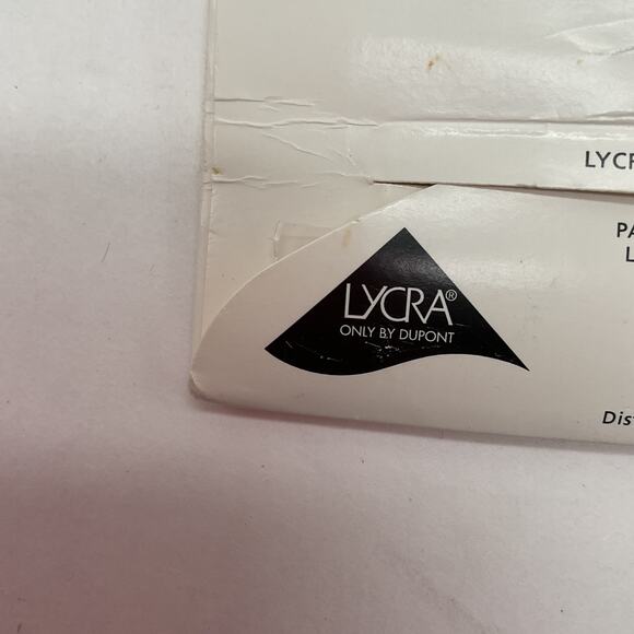 Hanes Vintage Plus Silk Reflections Wedgewood Blue Control Top Pantyhose 00P16 - Picture 6 of 7